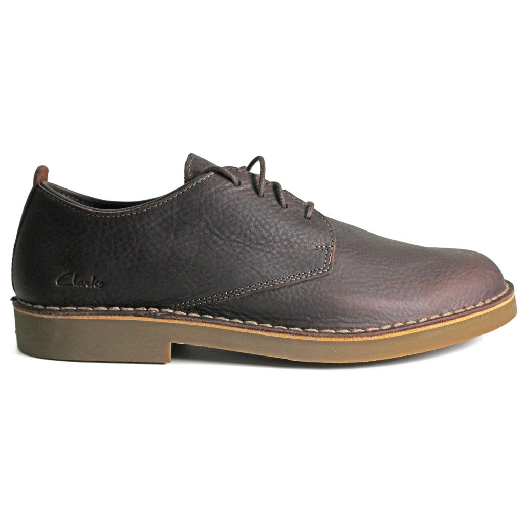 Discover the Comfort and Style of Clarks Shoes in the UK