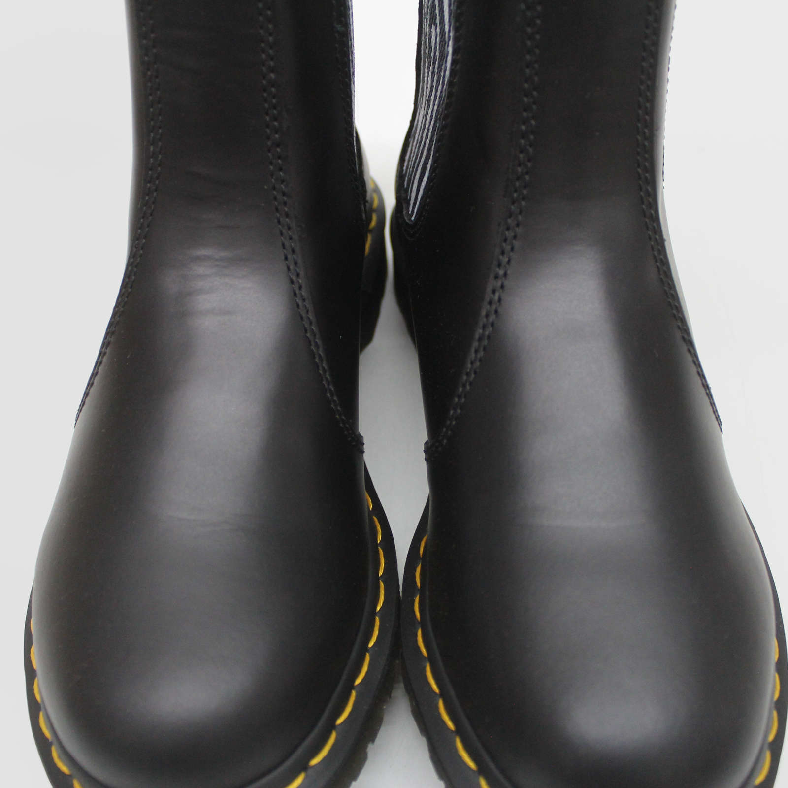 Dr. Martens Women's Boots 2976 Leonore Casual Slip-On Chelsea Leather - UK 6.5